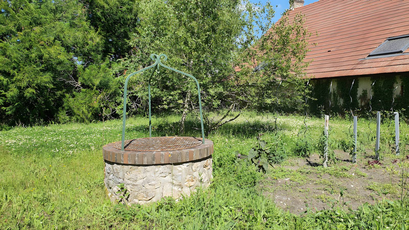 Gästezimmer 'Chambre Cheverny - Le Petit Puits' mit Gemeinschaftsgarten und Wlan in Cheverny, Sologne