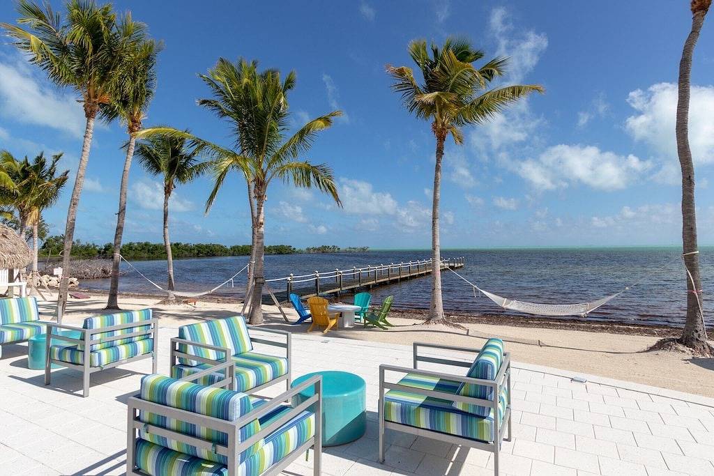 Ganze Wohnung, Sunrise Haven im Maison Matecumbe - Gated 3Bd, 3Ba Condo - Strand, Pool und Whirlpool in Upper Matecumbe Key, Islamorada
