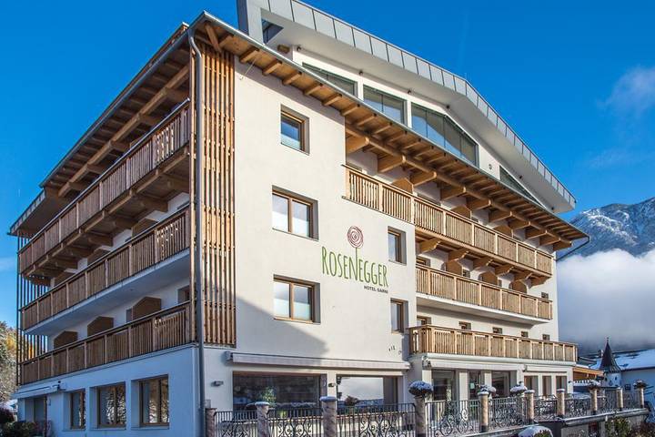 Ganze Ferienwohnung, Doppelzimmer, Dusche, Wc, Balkon in Pertisau, Eben am Achensee