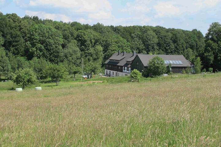 Ferienhaus für 4 Personen, mit Garten und Whirlpool sowie Terrasse in Bobritzsch-Hilbersdorf