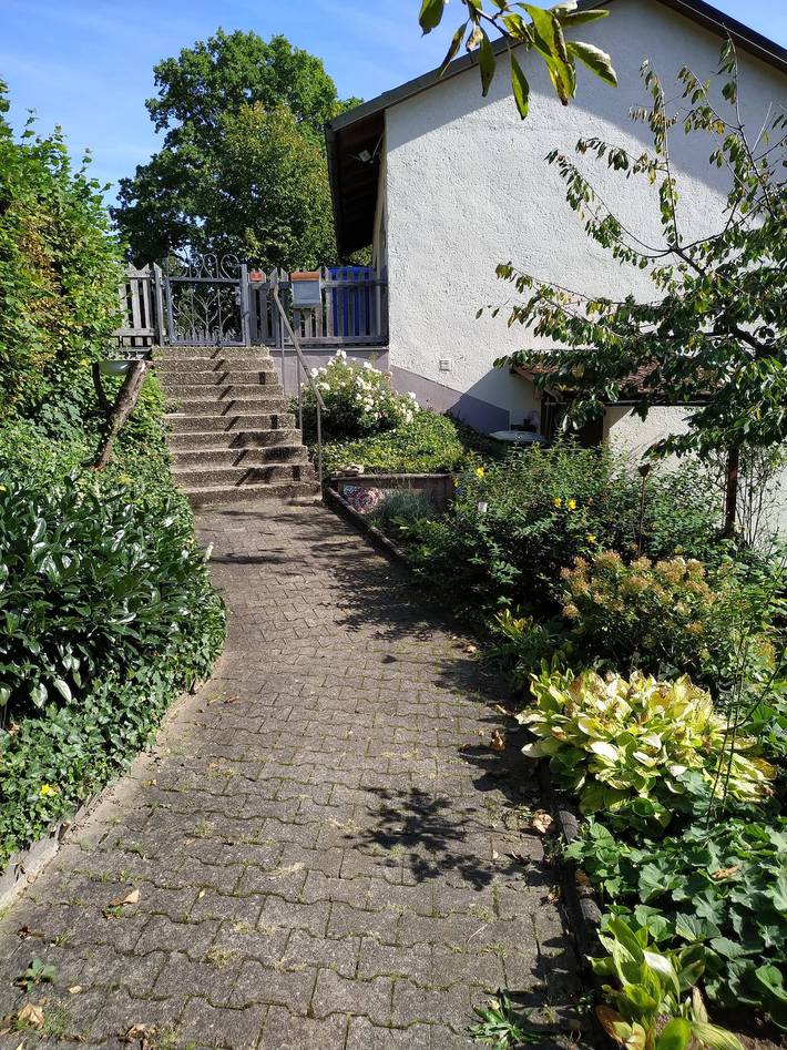 Ferienwohnung für 3 Personen, mit Balkon/Terrasse und Terrasse sowie Garten