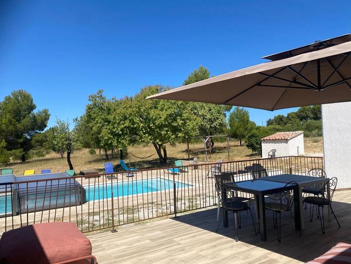 Location de vacances pour 12 personnes, avec Terrasse et Jardin ainsi que Piscine et Vue à Saint-Pons-de-Mauchiens - 2
