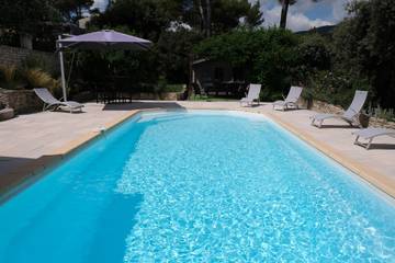 Villa pour 6 Personnes dans Puget, Parc naturel régional du Luberon, Photo 2