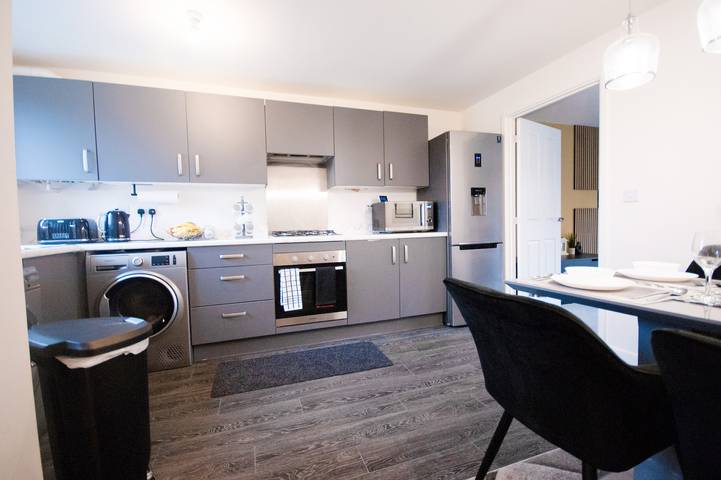 Cozy Coventry Retreat - 3 Bedroom House in Coventry, Birmingham y alrededores