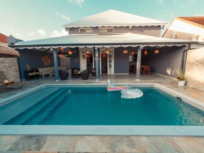 Villa pour 8 personnes, avec piscine et balcon, adapté aux familles à Sainte-Anne (Martinique) - 2