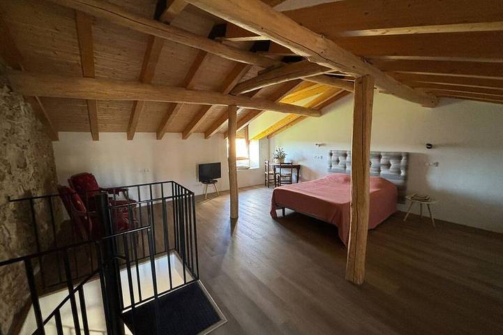 La Casita de Patones. Casa rural sostenible con jardín y Bbq in Patones, Provincia de Madrid