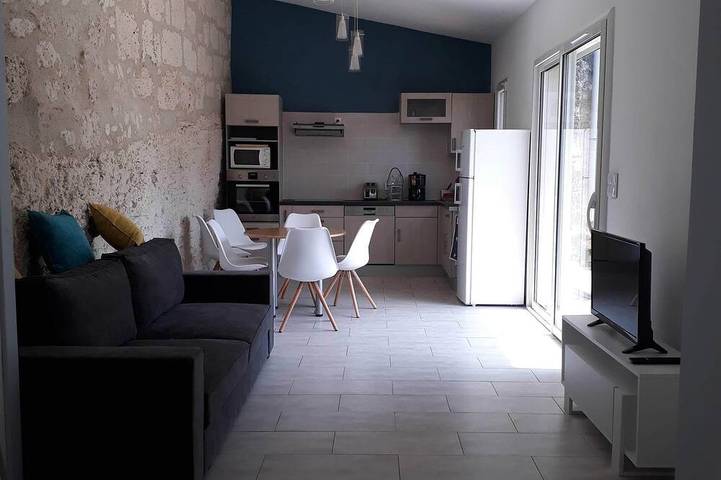 Gîte pour 6 personnes, avec jardin à Castelsagrat - 4