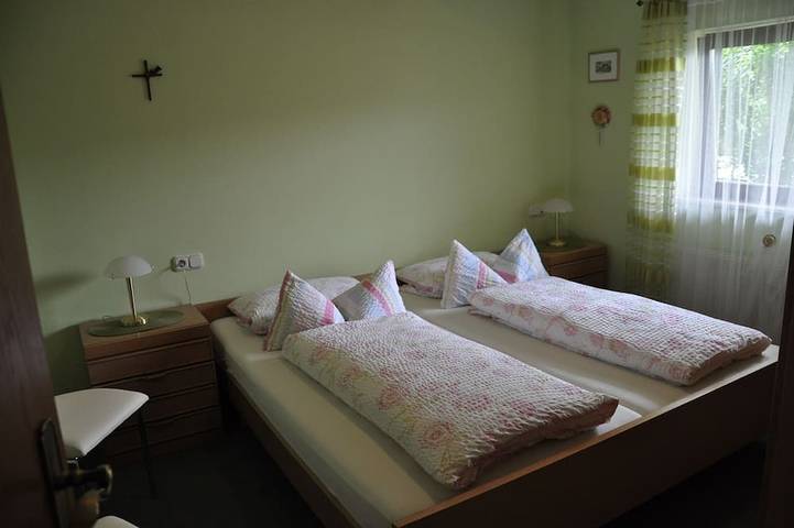 Ferienwohnung für 4 Personen, mit Terrasse und Garten in Lorch - 2