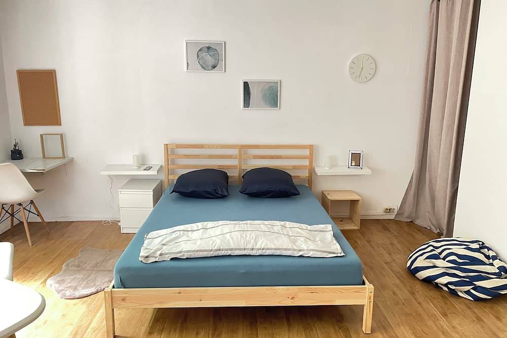 Apartamento entero, Studio Agréable et Lumineux Avec Jardin, à 10min de L'aéroport D'orly ! in L'Haÿ-les-Roses, Valle del Marne
