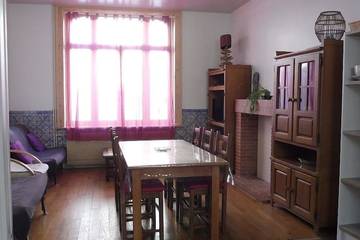 Location de vacances pour 8 personnes, animaux acceptés dans Gare De Wimille Wimereux