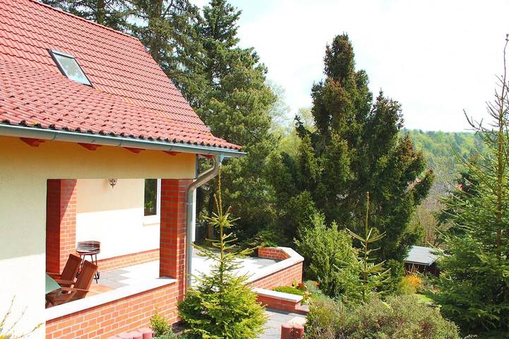 Ferienhaus für 4 Personen, mit Terrasse und Garten sowie Whirlpool, mit Haustier - 1