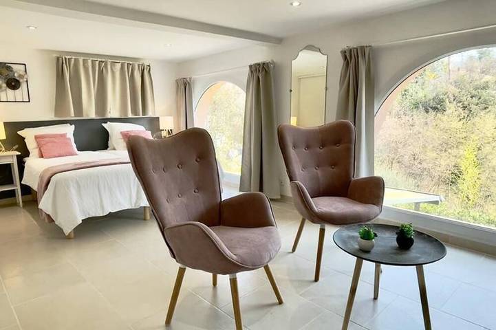 Location de vacances pour 4 personnes, avec piscine à Bendejun - 2