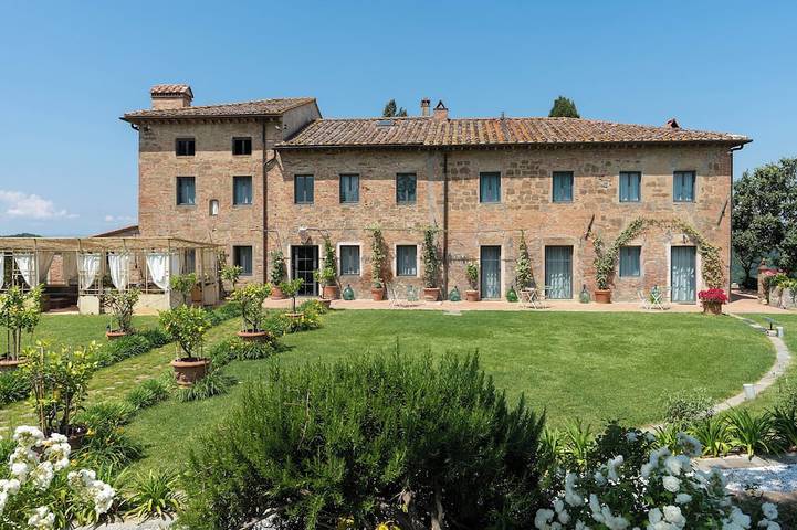 Tenuta Aquadivina Luxury Mansion in Tuscany in Palaia, Pisa e dintorni