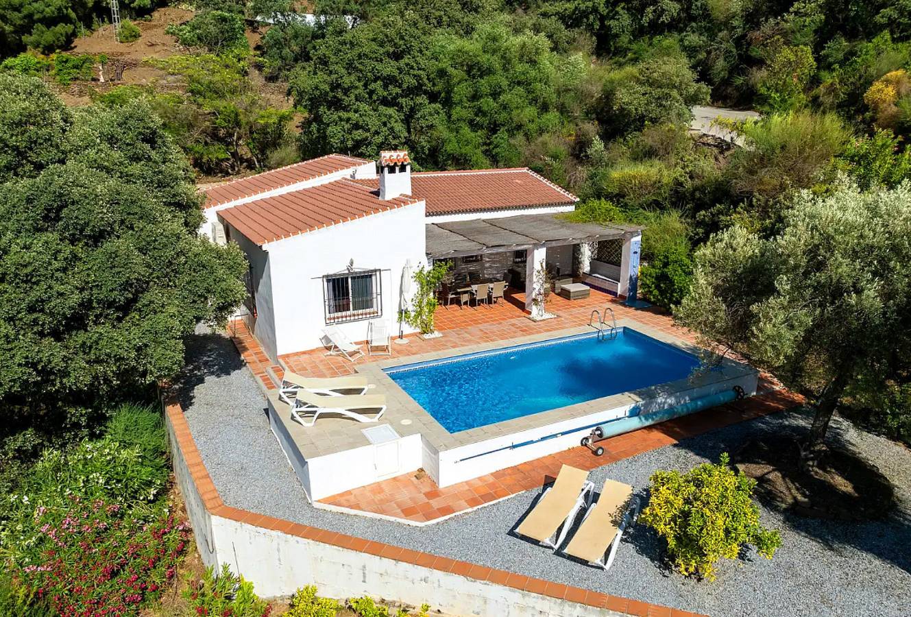 Landhaus 'Casa Mañana' mit Bergblick, privatem Pool und Klimaanlage in Torrox, Costa del Sol