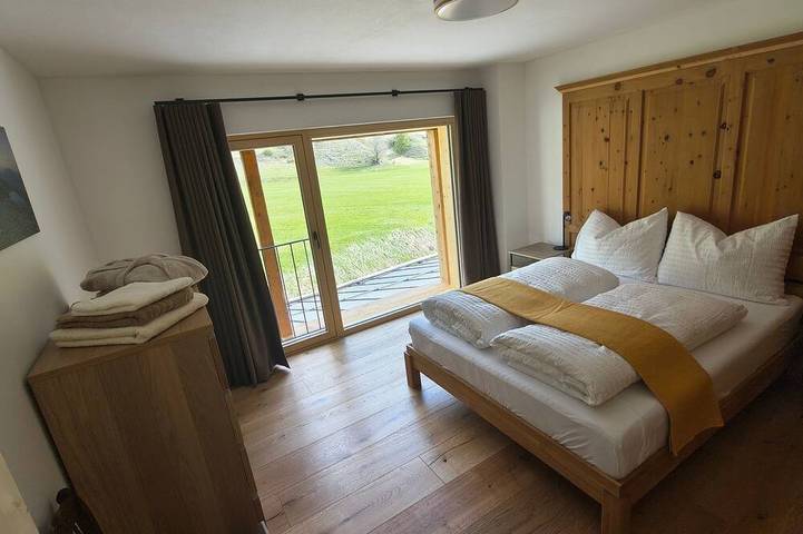 Ganze Wohnung, Ferienwohnung/App. für 6 Gäste mit 126m² in Tschierv in Tschierv, Val Müstair