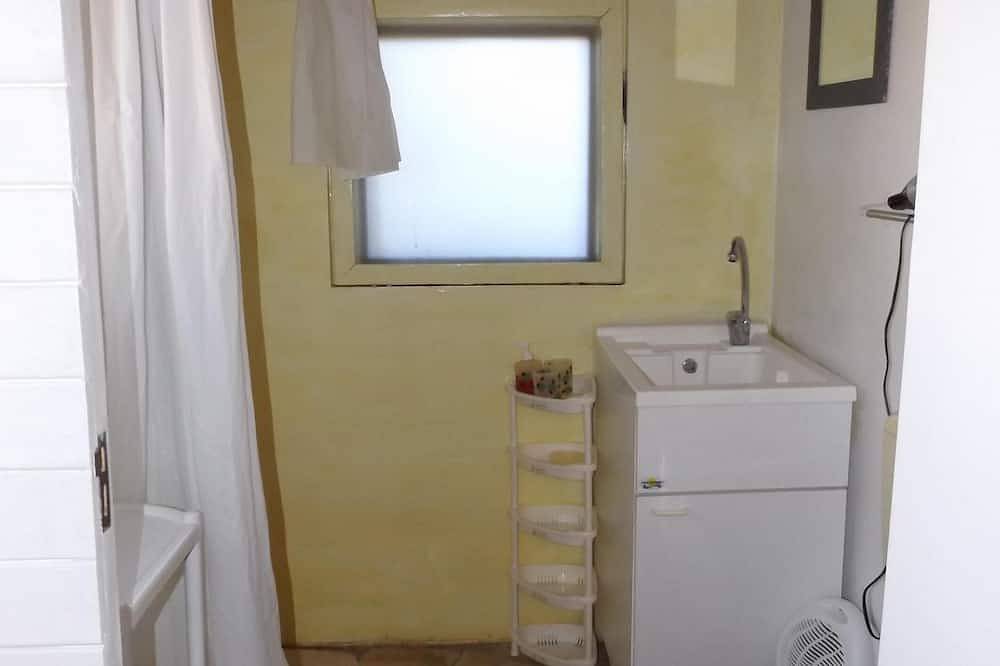Casa in legno vicino al mare in Quartu Sant'Elena, Campidano