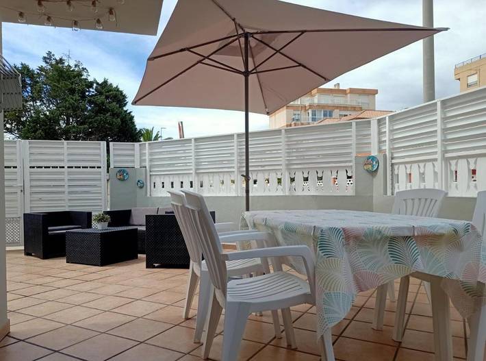 Casa de férias para 4 pessoas, com varanda e vista em Oliva