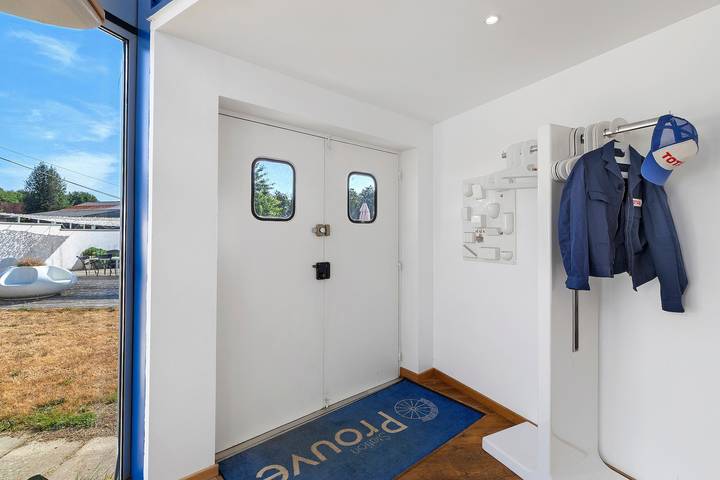 Casa rural moderna con piscina y spa privados en el campo del Perigord in Angoisse, Périgord Vert