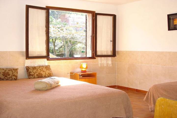 Gîte pour 6 personnes, avec balcon et jardin à Pietracorbara - 2