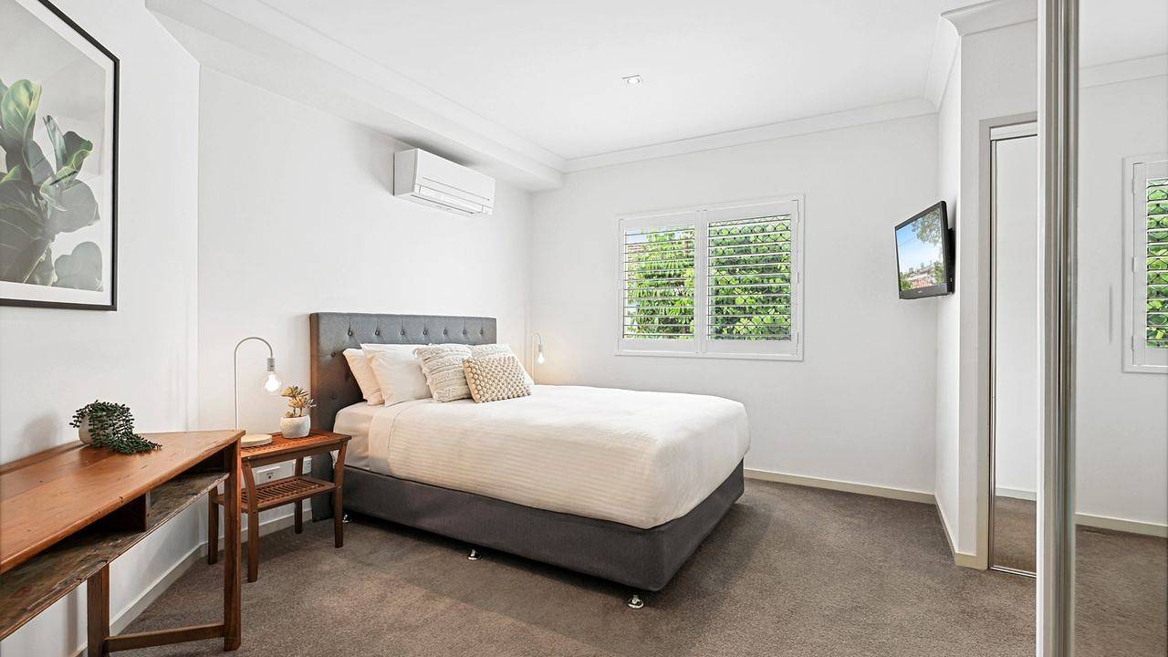 Entire holiday apartment, Ferienwohnung für 6 Personen (1 m²) in Greenslopes in Brisbane, Queensland