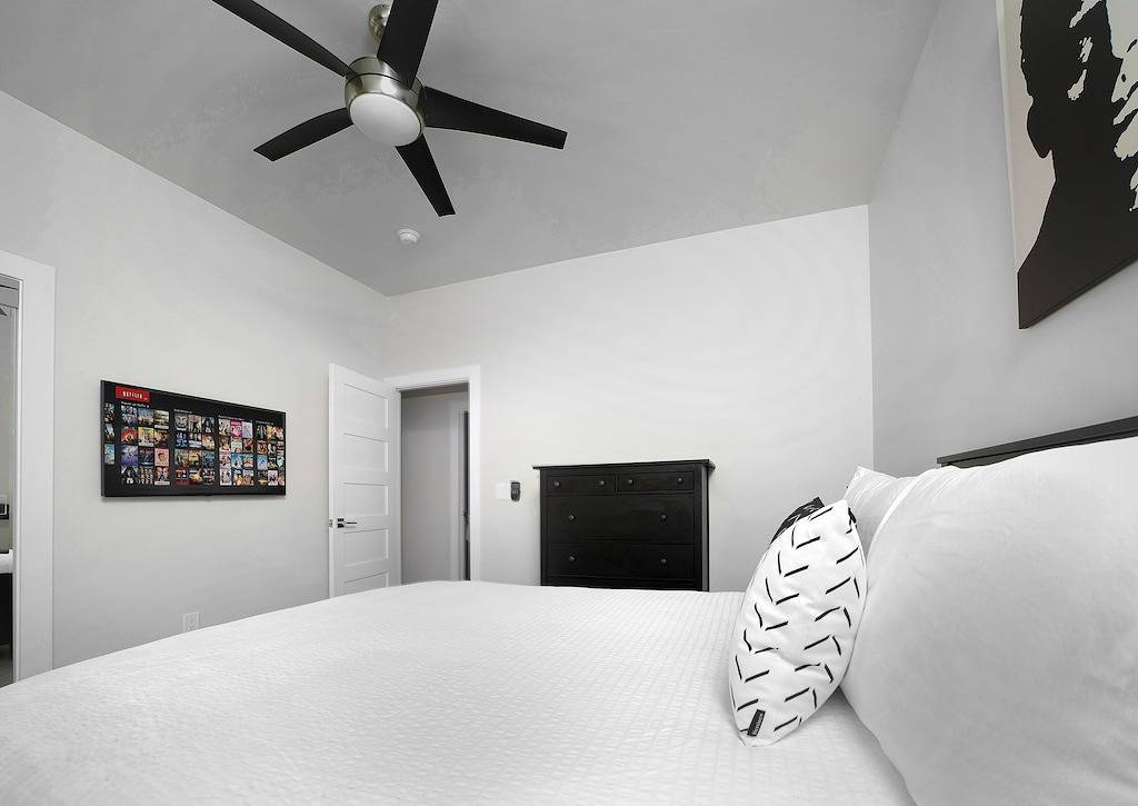 Phx Retreat | 2 Bedroom 2 Bath Home in Historic Neighborhood in Phoenix, Maricopa County