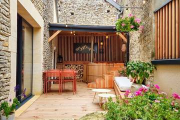 Gîte pour 4 personnes, avec jardin et jacuzzi à Sacquenay
