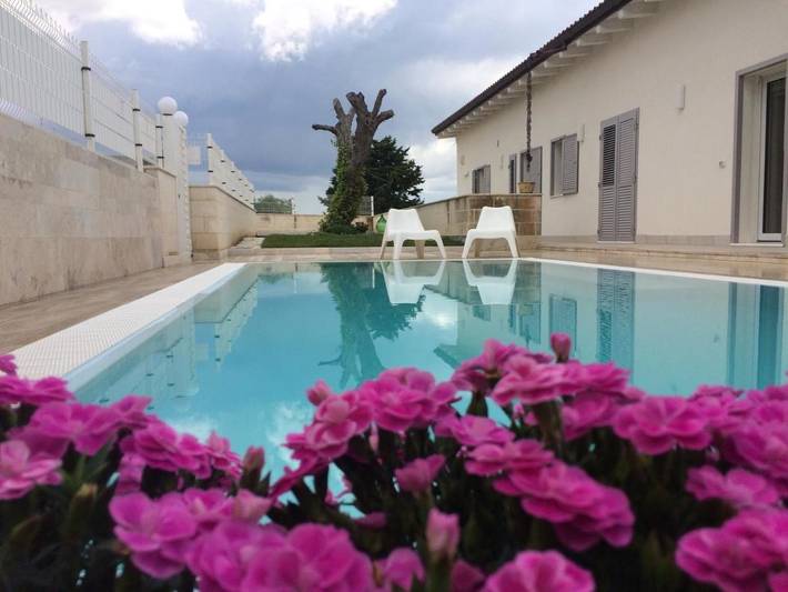 B&b per 2 persone, con Terrazza e Idromassaggio nonché Giardino e Piscina a Matera
