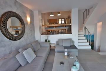 Villa for 8 People in Syros, Cyclades, Photo 4