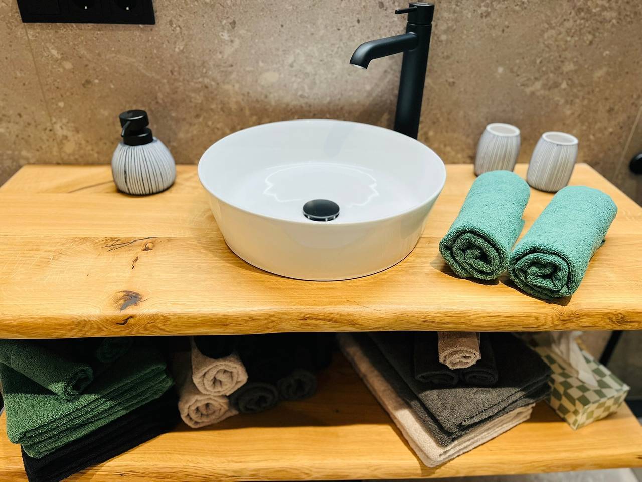 Ganze Wohnung, Ferienwohnung 'Waldgeflüster' mit Bergblick, privatem Balkon und Wlan in Ibach, Südschwarzwald