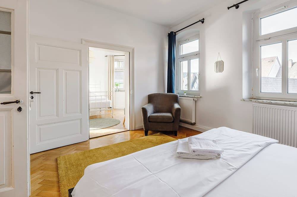 Ganze Wohnung, Old Town Center Apartments - 4 Schlafzimmer in Kulmbach, Oberes Maintal - Coburger Land