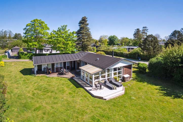 Ferienhaus für 6 Personen, mit Terrasse und Garten in Odder und Umgebung