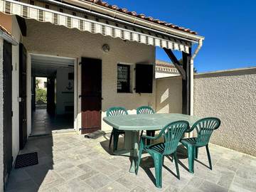 Gîte pour 6 personnes, avec terrasse dans Office De Tourisme Des Mathes La Palmyre