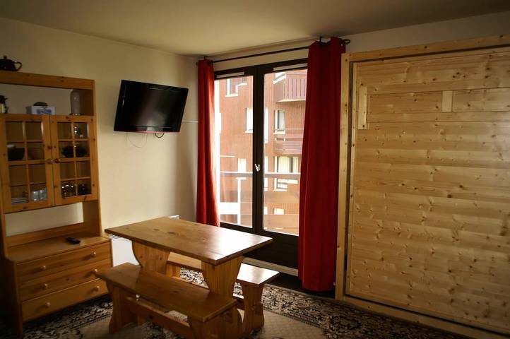Chalet pour 4 personnes, avec balcon dans Les 7 Laux