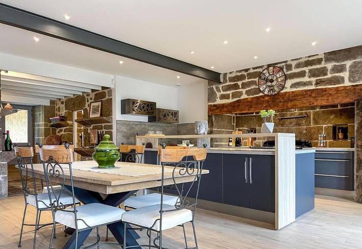 Maison de vacances pour 8 personnes, avec Terrasse et Jardin à Velzic