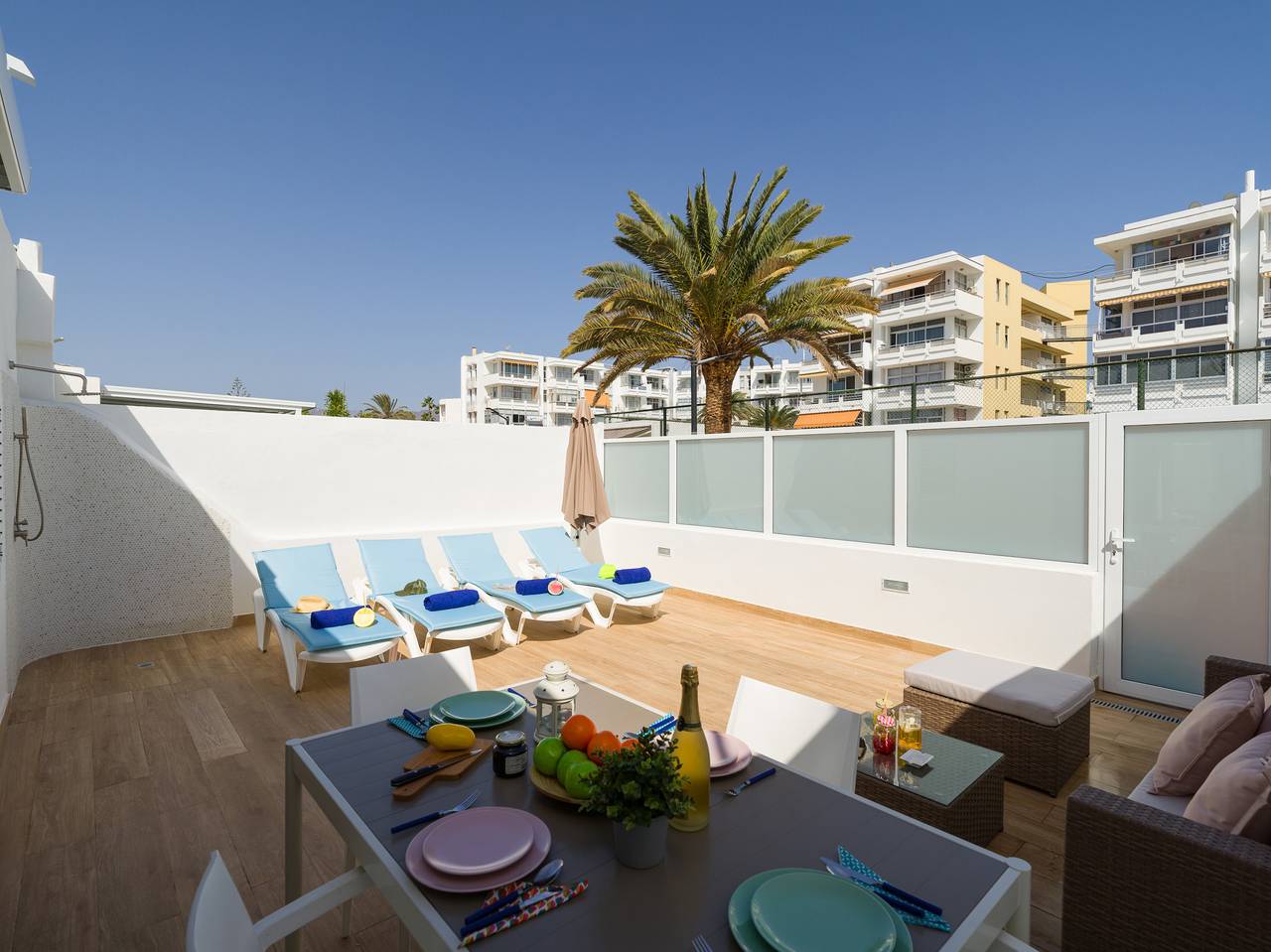 Reformado en 2024 con estilo mediterráneo in Maspalomas, San Bartolomé de Tirajana