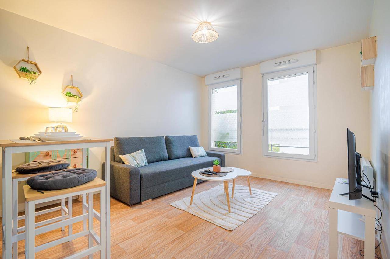 Appartement entier, One-Bedroom Apartment in Taverny (Val-d'Oise), Val-d'Oise