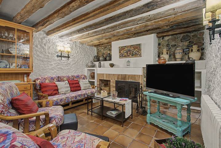 Country House 'Masia De Can Creus 1890' in Bescanó, Gironès