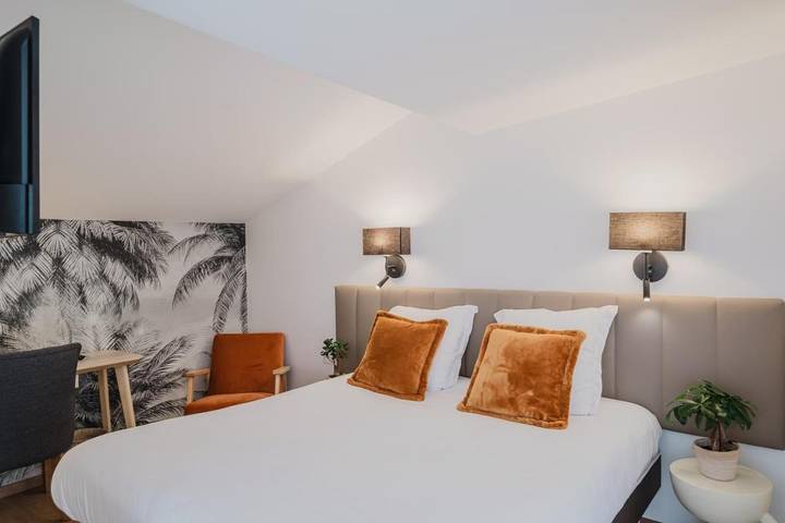 Hôtel pour 2 personnes, avec jardin à Ambarès-et-Lagrave - 4