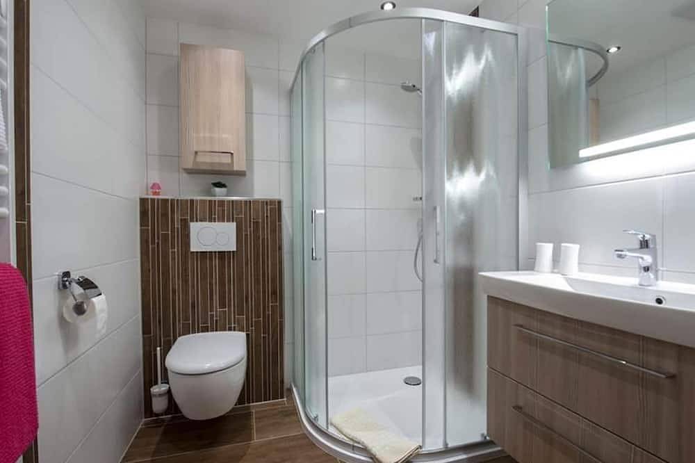 Doppelzimmer2 mit Dusche, Wc - Ferienpension Bierbaumer in Loferer und Leoganger Steinberge, Leogang