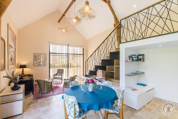 Gîte pour 4 personnes, avec jardin à Réville - 2