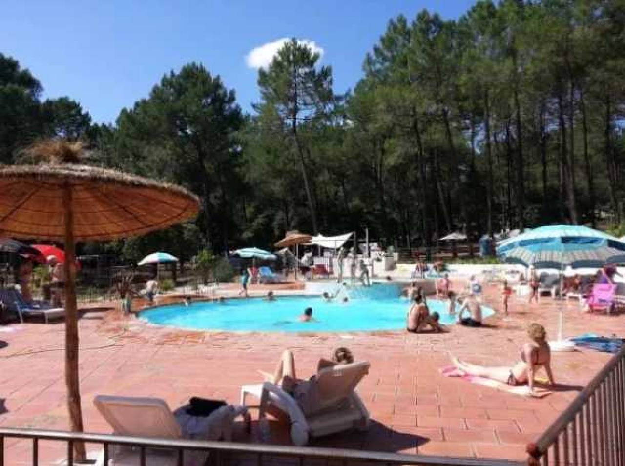 Camping 3 étoiles - Piscine  - eehcid in Bollène, Vaucluse
