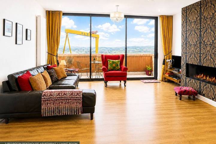 Vacation rental for 4 people, with Balcony and Yard in Belfast