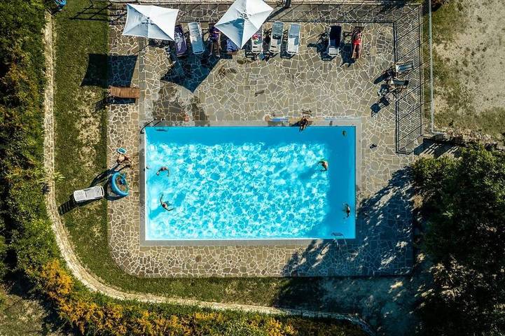 Gîte pour 20 personnes, avec jardin à Gualdo Tadino - 2