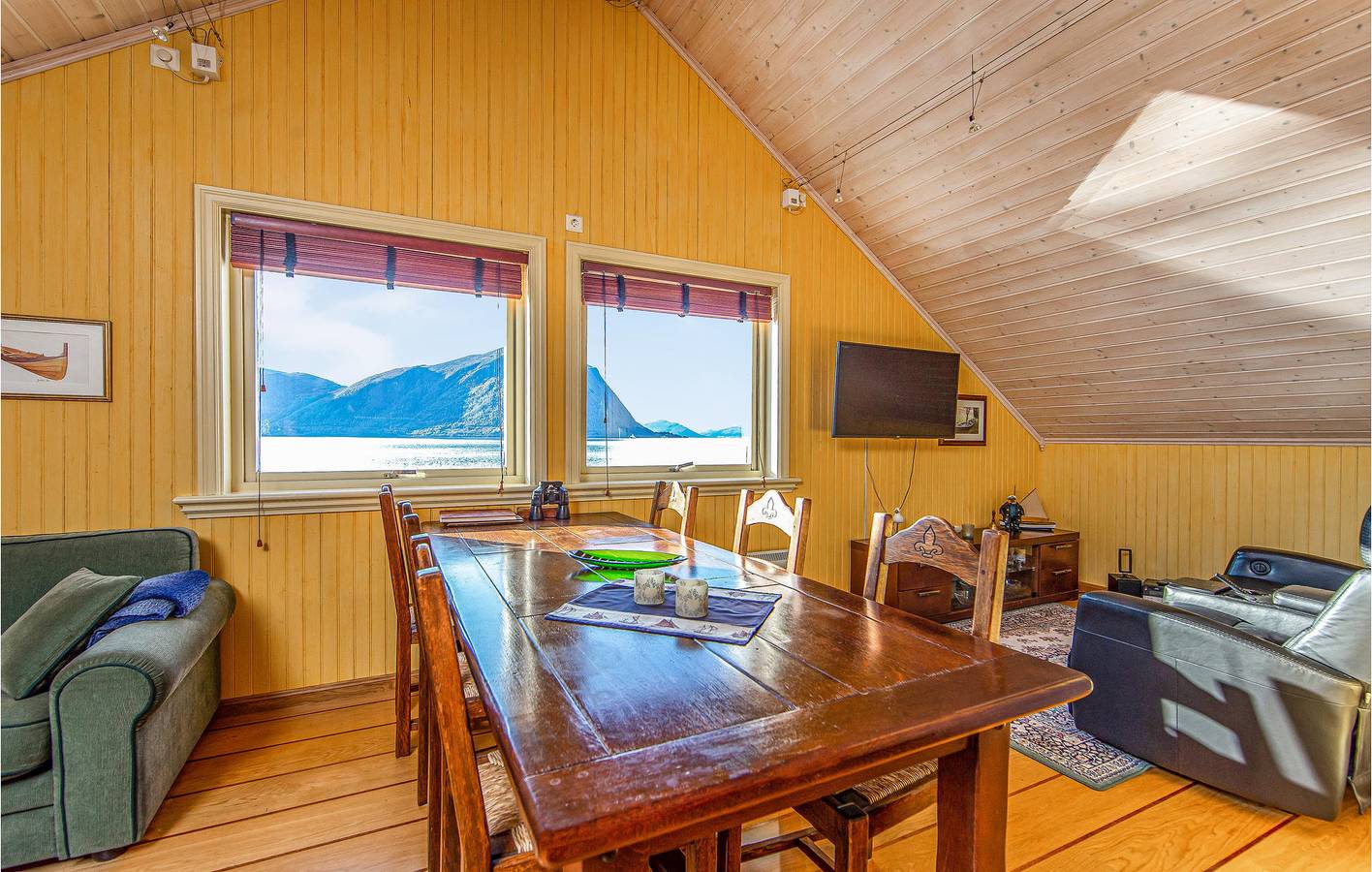 Ferienhaus für 4 Personen mit Terrasse in Sykkylven
