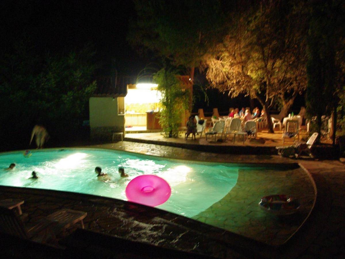 Comfort Triple Room in Roquebrune-sur-Argens, Côte méditerranéenne (France)