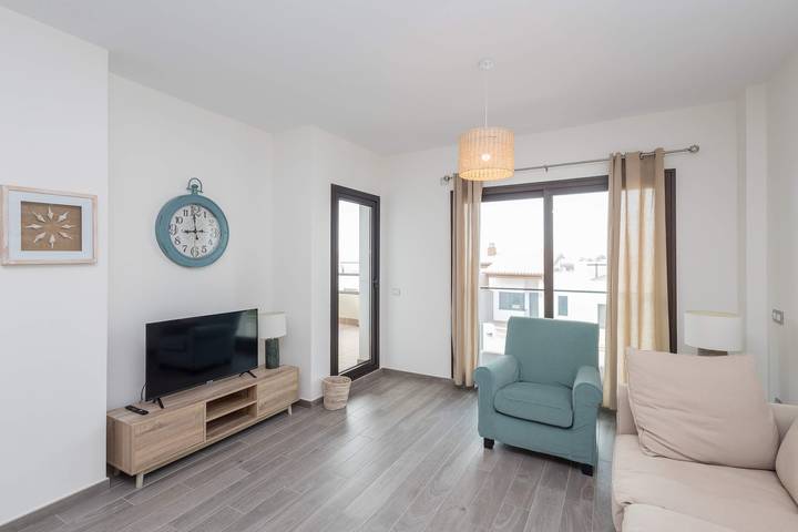 Ferienwohnung für 4 Personen, mit Meerblick und Balkon sowie Kinderpool in Antigua - 2