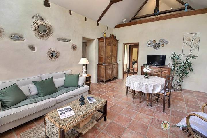 Location de vacances pour 3 personnes, avec jardin ainsi que terrasse et vue à Saint-Martin-des-Prés