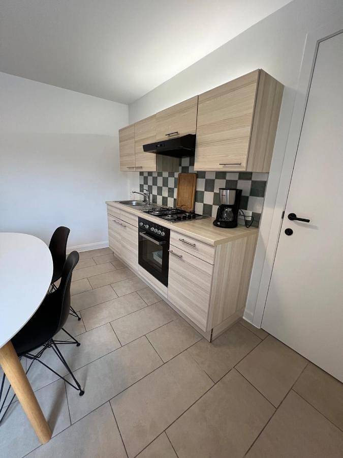 Location de vacances pour 4 personnes, avec piscine ainsi que terrasse et jacuzzi à Izegem - 4