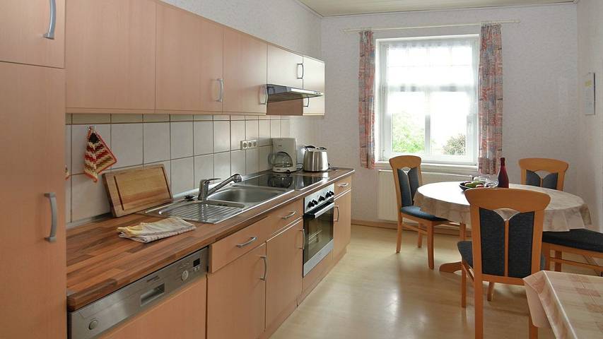 Gîte pour 5 personnes, avec jardin, animaux acceptés à Trendelburg - 4