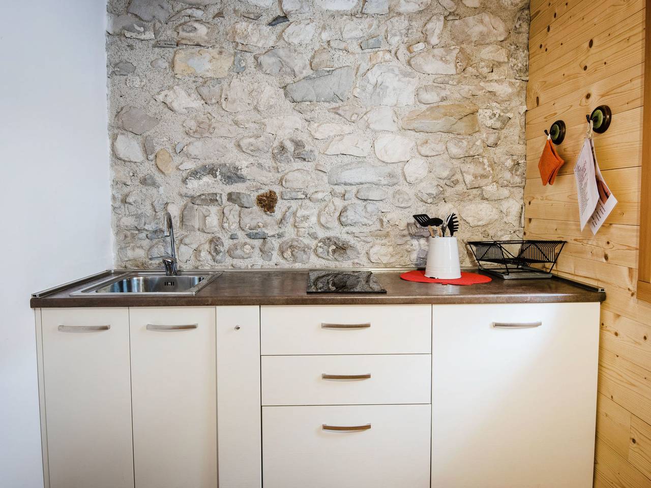 Apartamento entero, Albergo Diffuso - Cjasa Ustin in Barcis, Carnic Prealps